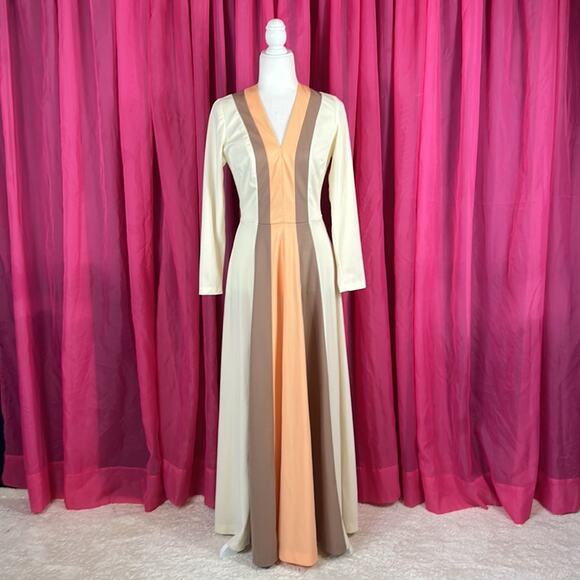 Vintage 70s Unbranded colorblock long sleeved fit and flare disco maxi dress, s